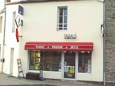 la partie tabac, presse, carterie, etc...