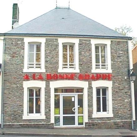 la partie caf - salle de jeux